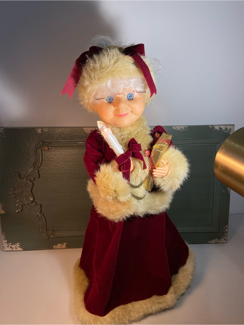 Vintage Christmas Mrs. Claus with lighted Candle Collectible Decor